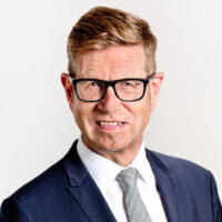Ulf-Hollinderbaeumer_300px